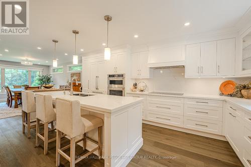 34 Marilyn Street, Caledon (Caledon East), ON - Indoor Photo Showing Kitchen With Upgraded Kitchen