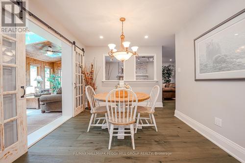 34 Marilyn Street, Caledon (Caledon East), ON - Indoor Photo Showing Dining Room