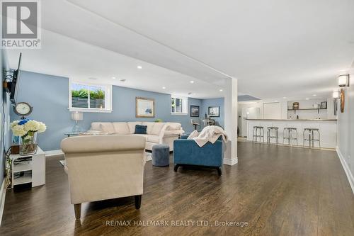 9 Fieldcrest Court, Brighton, ON - Indoor Photo Showing Living Room