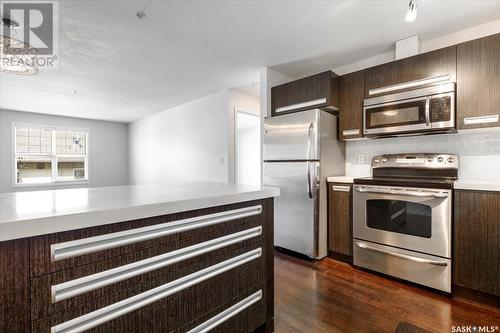 212 1610 Dakota Drive, Regina, SK - Indoor Photo Showing Kitchen