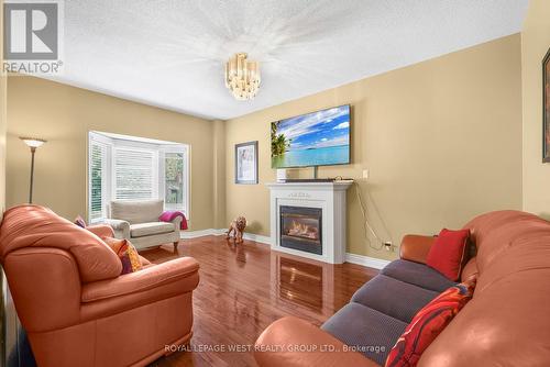 117 Cherokee Drive, Vaughan, ON - Indoor Photo Showing Living Room With Fireplace