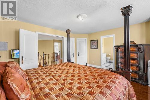 117 Cherokee Drive, Vaughan, ON - Indoor Photo Showing Bedroom