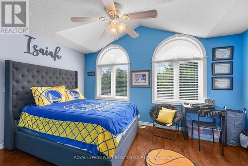 117 Cherokee Drive, Vaughan, ON - Indoor Photo Showing Bedroom