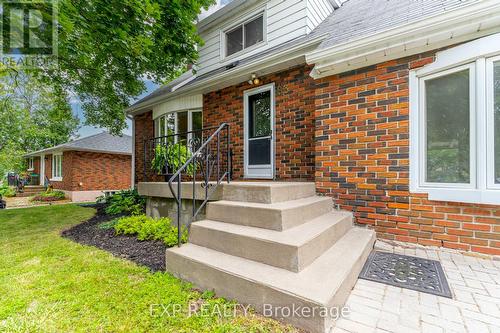 83 Lundy'S Lane, Newmarket (Huron Heights-Leslie Valley), ON - Outdoor With Deck Patio Veranda With Exterior