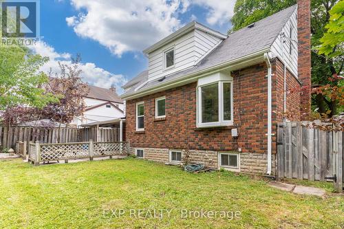 83 Lundy'S Lane, Newmarket, ON - Outdoor With Exterior