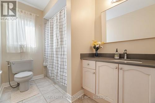 5669 Freshwater Drive, Mississauga (Churchill Meadows), ON - Indoor Photo Showing Bathroom