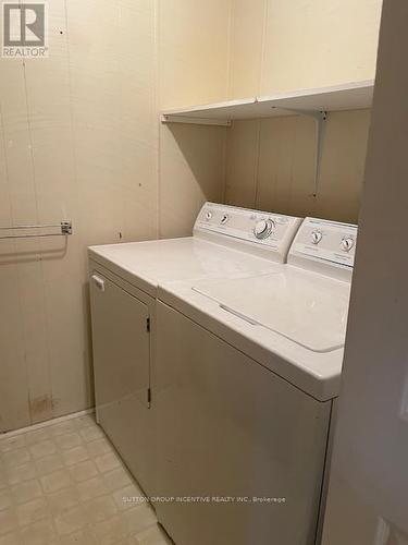 83 Hawthorne Drive, Innisfil, ON - Indoor Photo Showing Laundry Room