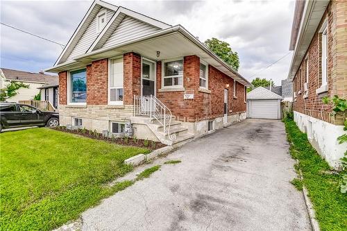 5 Bartlett Street, Niagara Falls, ON - Outdoor