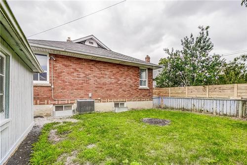 5 Bartlett Street, Niagara Falls, ON - Outdoor With Exterior