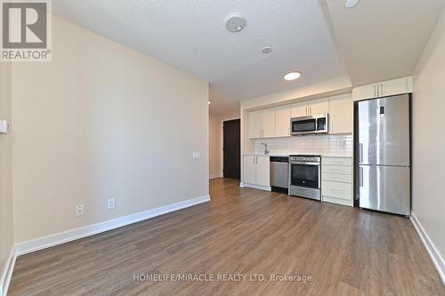 1012 - 38 Monte Kwinter Court, Toronto (Clanton Park), ON - Indoor Photo Showing Kitchen With Stainless Steel Kitchen