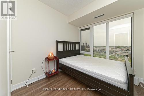 1012 - 38 Monte Kwinter Court, Toronto (Clanton Park), ON - Indoor Photo Showing Bedroom