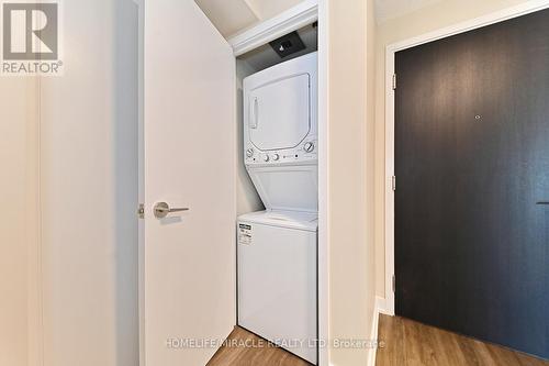 1012 - 38 Monte Kwinter Court, Toronto (Clanton Park), ON - Indoor Photo Showing Laundry Room