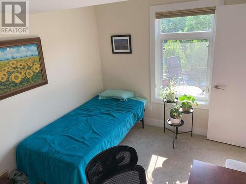 1102 Cameron Avenue Unit# 20, Kelowna, BC - Indoor Photo Showing Bedroom