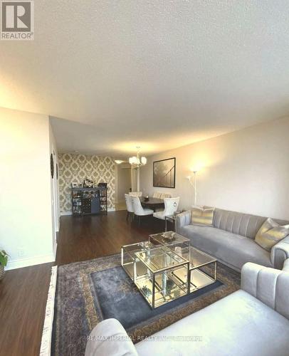 1222 - 80 Harrison Garden Boulevard, Toronto (Willowdale East), ON - Indoor Photo Showing Living Room