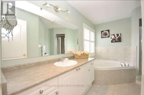 254 Fandango Drive, Brampton (Fletcher'S Meadow), ON - Indoor Photo Showing Bathroom