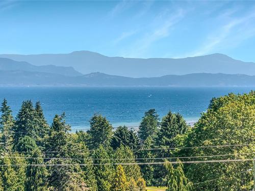 579 Beach Rd, Qualicum Beach, BC 