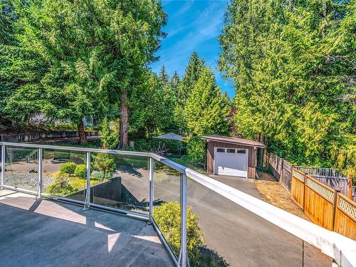 579 Beach Rd, Qualicum Beach, BC 