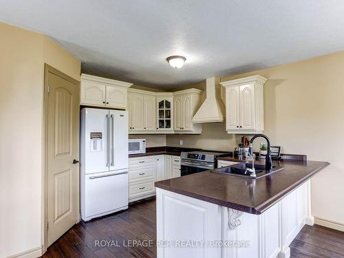 563151 Glenelg-Holland Tl  W, Chatsworth, ON - Indoor Photo Showing Kitchen