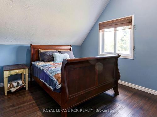 563151 Glenelg-Holland Tl  W, Chatsworth, ON - Indoor Photo Showing Bedroom