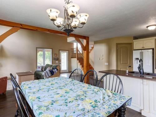 563151 Glenelg-Holland Tl  W, Chatsworth, ON - Indoor Photo Showing Dining Room