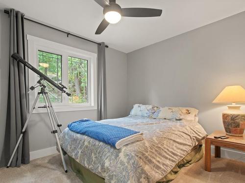 4 Whiskey Jack Way, Kenora, ON - Indoor Photo Showing Bedroom