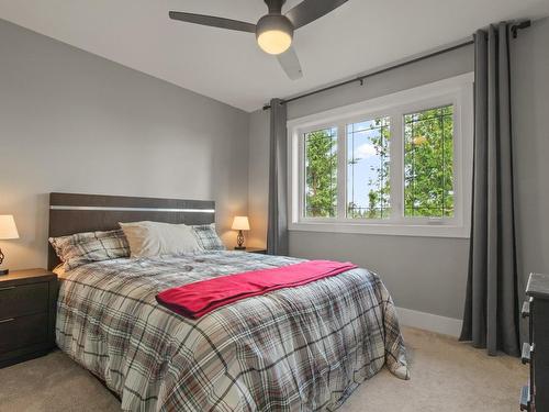 4 Whiskey Jack Way, Kenora, ON - Indoor Photo Showing Bedroom