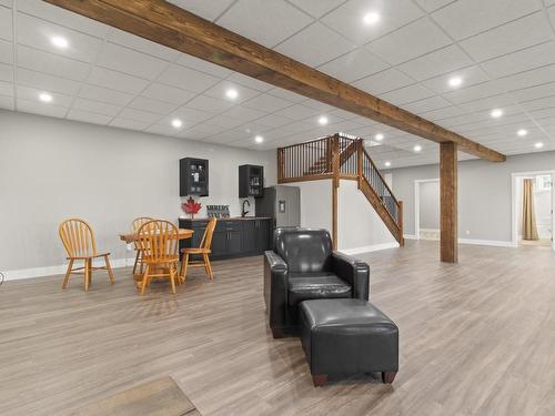 4 Whiskey Jack Way, Kenora, ON - Indoor