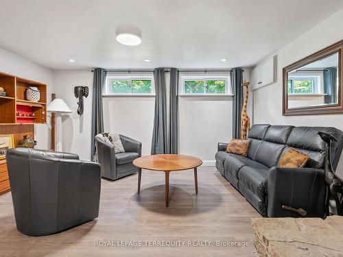 548 Hillside Dr, Trent Hills, ON - Indoor Photo Showing Living Room