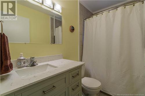 67 Manchester Crescent, Riverview, NB - Indoor Photo Showing Bathroom