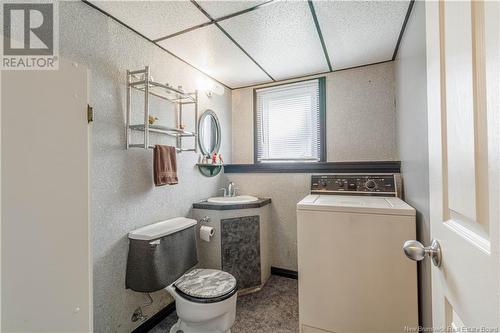 67 Manchester Crescent, Riverview, NB - Indoor Photo Showing Laundry Room