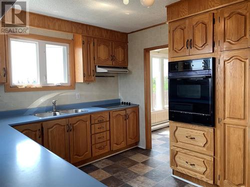 8 Birch Hills Road, Small Point, NL - Indoor Photo Showing Kitchen With Double Sink