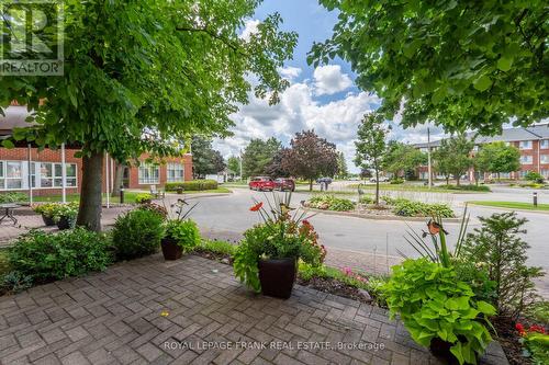 104 - 4 Heritage Way, Kawartha Lakes (Lindsay), ON - Outdoor