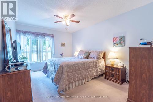 104 - 4 Heritage Way, Kawartha Lakes (Lindsay), ON - Indoor Photo Showing Bedroom