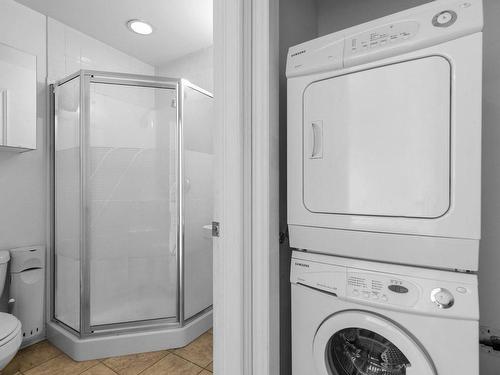 Laundry room - 401-4410 Ch. De La Côte-Des-Neiges, Westmount, QC - Indoor Photo Showing Laundry Room