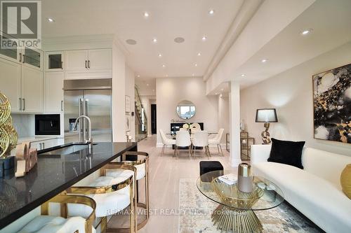 133 Times Road, Toronto (Briar Hill-Belgravia), ON - Indoor Photo Showing Living Room