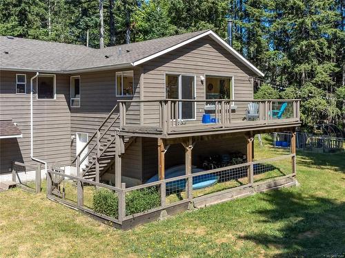 8598 Island Hwy North, Black Creek, BC 