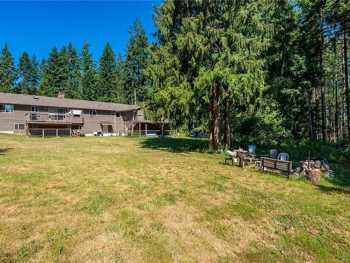 8598 Island Hwy North, Black Creek, BC 