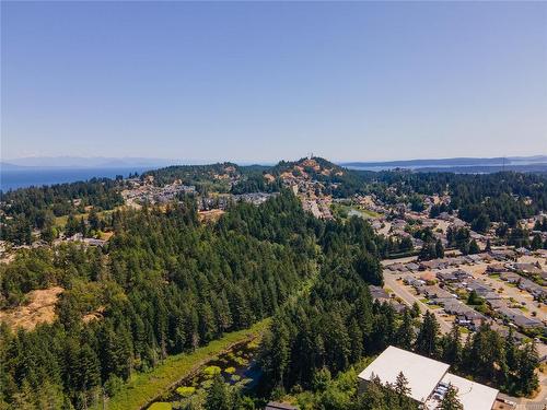 202-4724 Uplands Dr, Nanaimo, BC - Outdoor With View