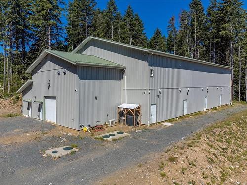 8598 Island Hwy North, Black Creek, BC 