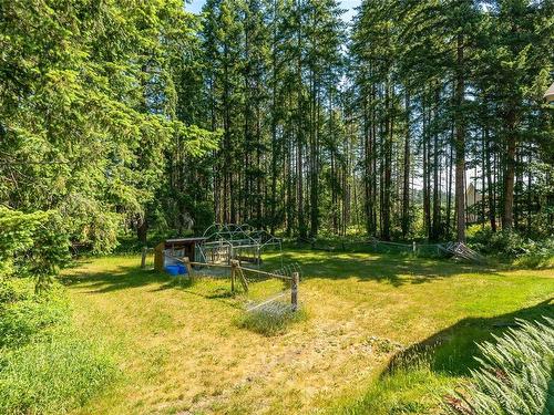 8598 Island Hwy North, Black Creek, BC 