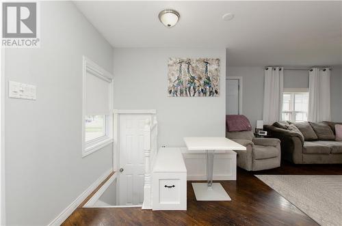 96 Oakland Avenue, Moncton, NB - Indoor Photo Showing Living Room