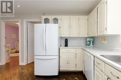 96 Oakland Avenue, Moncton, NB - Indoor Photo Showing Kitchen