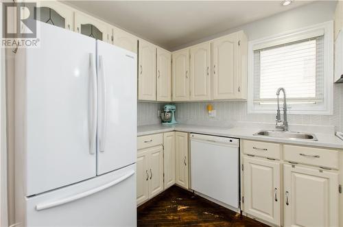 96 Oakland Avenue, Moncton, NB - Indoor Photo Showing Kitchen