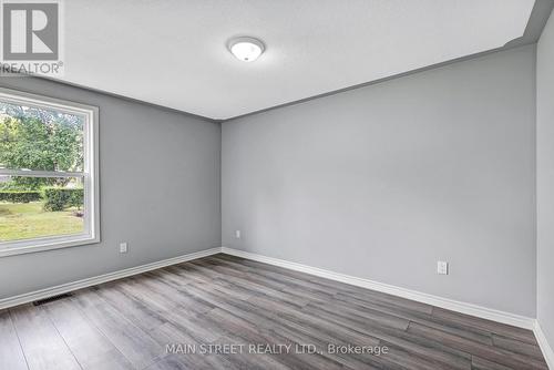 49 Victoria Street, Orillia, ON - Indoor Photo Showing Other Room