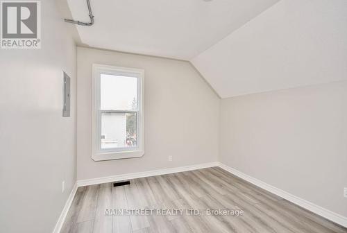 49 Victoria Street, Orillia, ON - Indoor Photo Showing Other Room