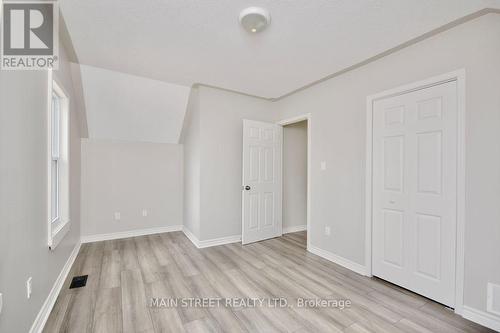 49 Victoria Street, Orillia, ON - Indoor Photo Showing Other Room