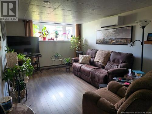 222 Marie, Beresford, NB - Indoor Photo Showing Other Room