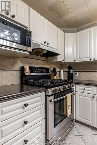 46 Selkirk Street, Chatham, ON - Indoor Photo Showing Kitchen