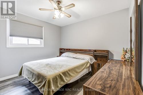 1404 Orchard Avenue, Fort Erie, ON - Indoor Photo Showing Bedroom