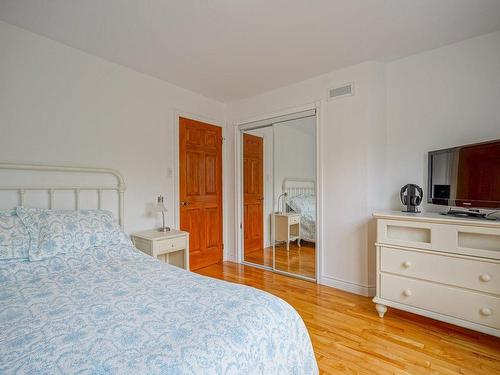 Chambre Ã Â coucher - 2780 Rue Du Manège, Hatley - Canton, QC - Indoor Photo Showing Bedroom